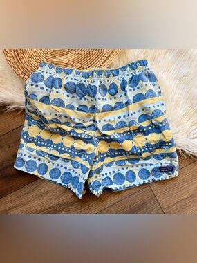 Patagonia Blue Yellow Woodblock Circles Print Baggies Shorts Boys Size XXL